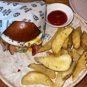 Maple bacon sandwich