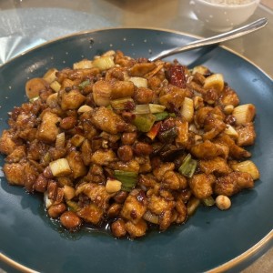 Pollo al Estilo Kung- Bao