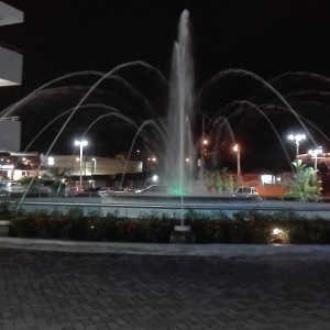 vista desde la mesa cerca de la fuente