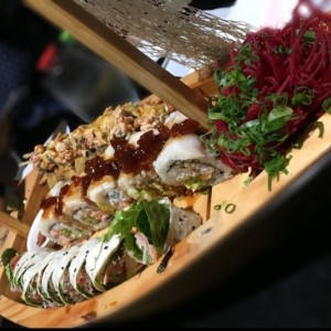 Barco de Kung fu Panda, Sakura y Budha Roll