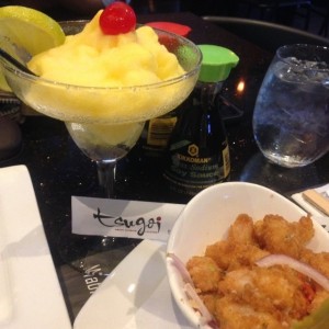 margarita maracuya y un ceviche langostino firto....yumi yumi ??