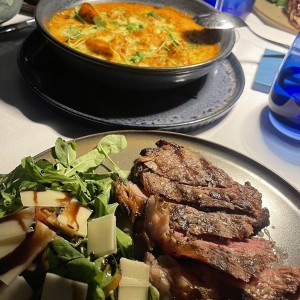 Tagliata di Manzo y Tortillin al Emiliana 