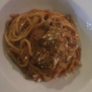buccatini a la amatriciana