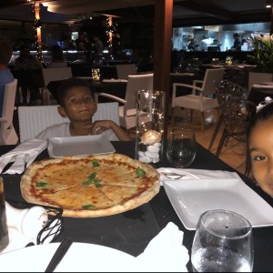 Pizza Tricolore