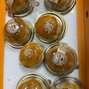 Pastelito con yema de huevo