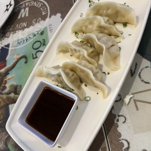 Gyozas Mixtas (3 de pollo+3 de cerdo)