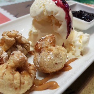 Wonton con dulce de leche