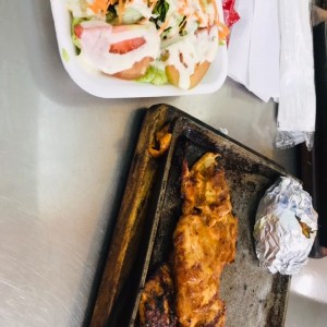 Pechuga Con papa asada