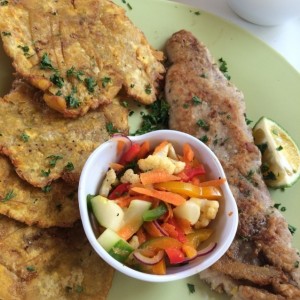 Filete de Corvina a la Plancha cin Patacones
