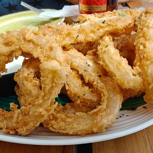 Empezamos Con: - Calamares Rebozados
