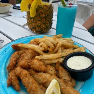 Deditos de pescado y limonada