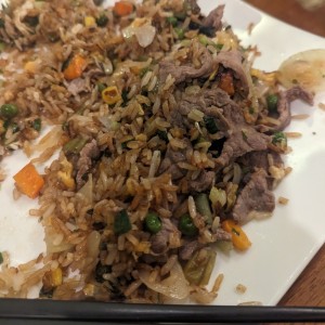 arroz frito con carne