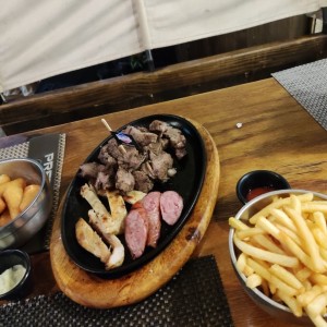 Picada de cortes nacionales