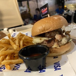 The Coulette u Mami burger week 