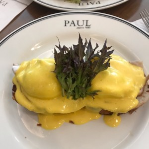 huevos benedictos