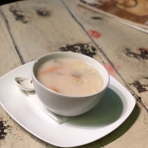 sopa con coco y jengibre