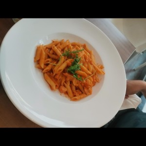 pennette vodka e salmone