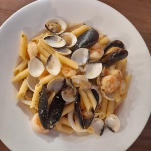 Pasta Mariscos mixtos