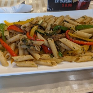 Penne con Vegetales al Oleo