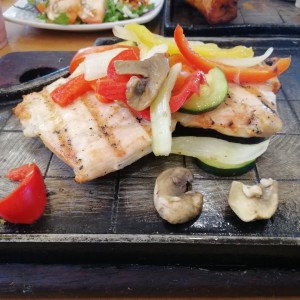 Pollo a la brasa 