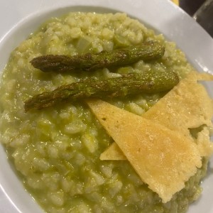 Delicioso Rissoto con parmesano y esparragos?