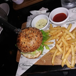 Platos Fuertes - Hamburguesas Bovi (1/4L)