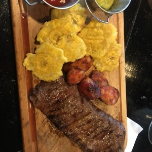 Platos Fuertes - Asados nacionales