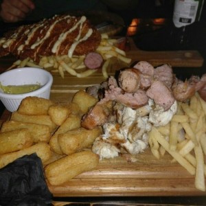 Platos Fuertes - Picada (2 Personas)