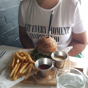 Platos Fuertes - Hamburguesas Bovi (1/4L)