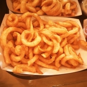 Curly papitas