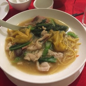 sopa de wanton