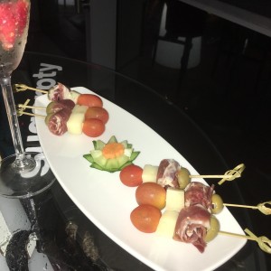 tacos de Jamon Iberico y cheque manchego