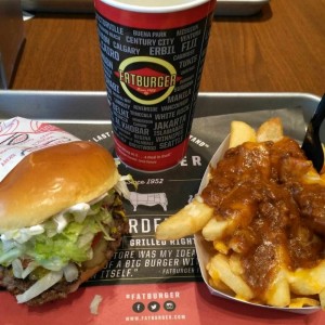 fatburger doble con papa en chili