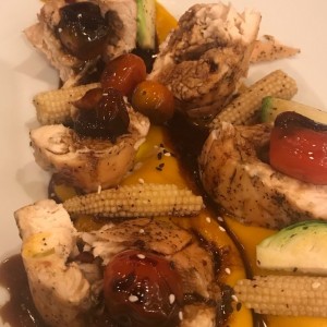 Pollo relleno con queso