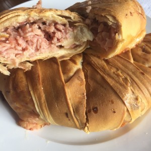 cachitos de jamon y queso