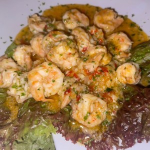 Camarones al ajillo