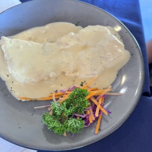 Filete de Corvina con Hongos y Nueces / Corvina Fillet with Mushroom and Nuts