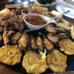 Bandeja mariscos 