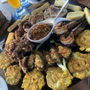 Bandeja de mariscos
