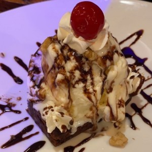 brownie Caliente con helado