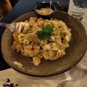 Pasta con slamon ahumado