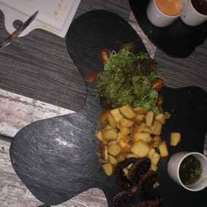 PULPO PARRILLERO