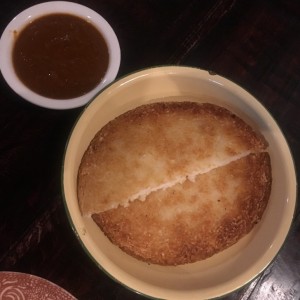 concolon con salsa de tomate