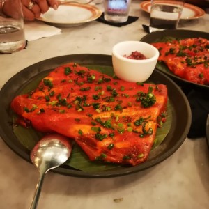 Patacon con carpacio de atun