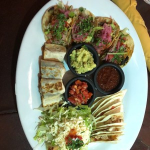 Plato para compartir ?Tres Marias?.