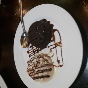brownie con helado