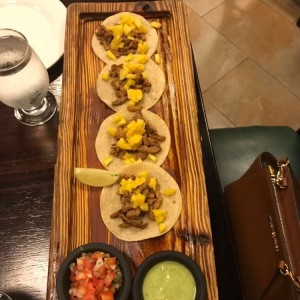tacos al pastor
