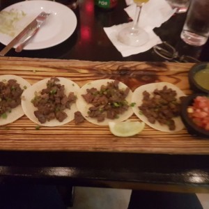 arrechera tacos.