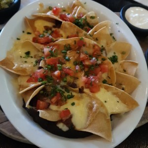 nachos 3 quesos