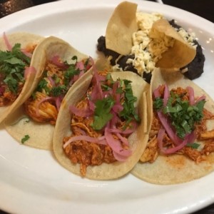 tacos cochinita pibil